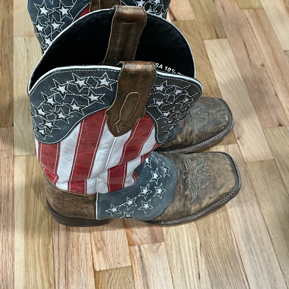 J.B. Dillon American Flag Red, White, and Brown Cowboy Boots - Picture 2 of 8